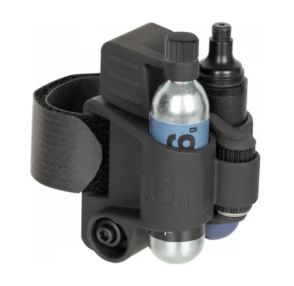 91d572747960021ecebd339425a38fed-convert.webp Ремкомплект/насос Topeak TubiMaster RXT Pro, seat post strap mount, w/one CNC 9 function mini tool, Tubi Cartridge R16, w/1.5mm plug tool, one Nano Airbooster, w/one 16g CO2 cartridge, one 13 speed chain tool