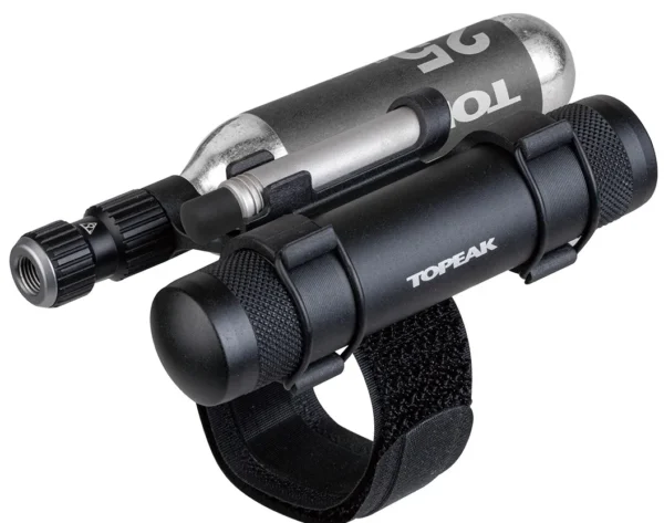 deede9348533ca33212c40a272d24a9b-convert.webp Ремкомплект/насос Topeak TubiPod Max, strap mount w/Tubi Pod, mini knife, Nano AirBooster, one 25g CO2 cartridge